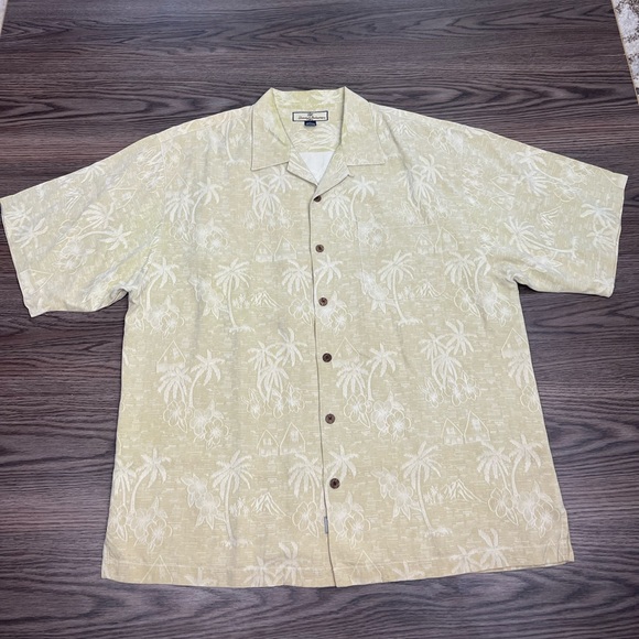Tommy Bahama Tan & White Palm Tree Hawaiian Silk Shirt XL - Picture 1 of 4